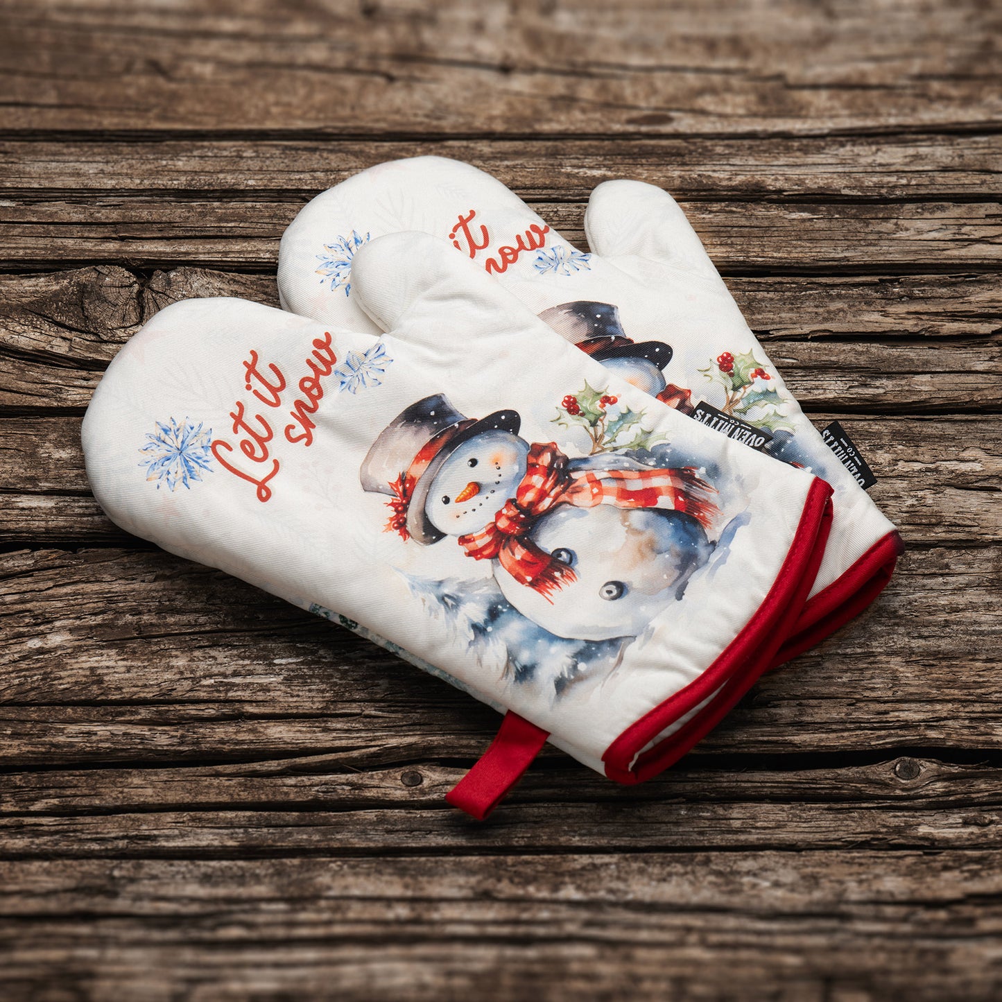 Let It Snow Christmas Oven Mitts And Potholder Set