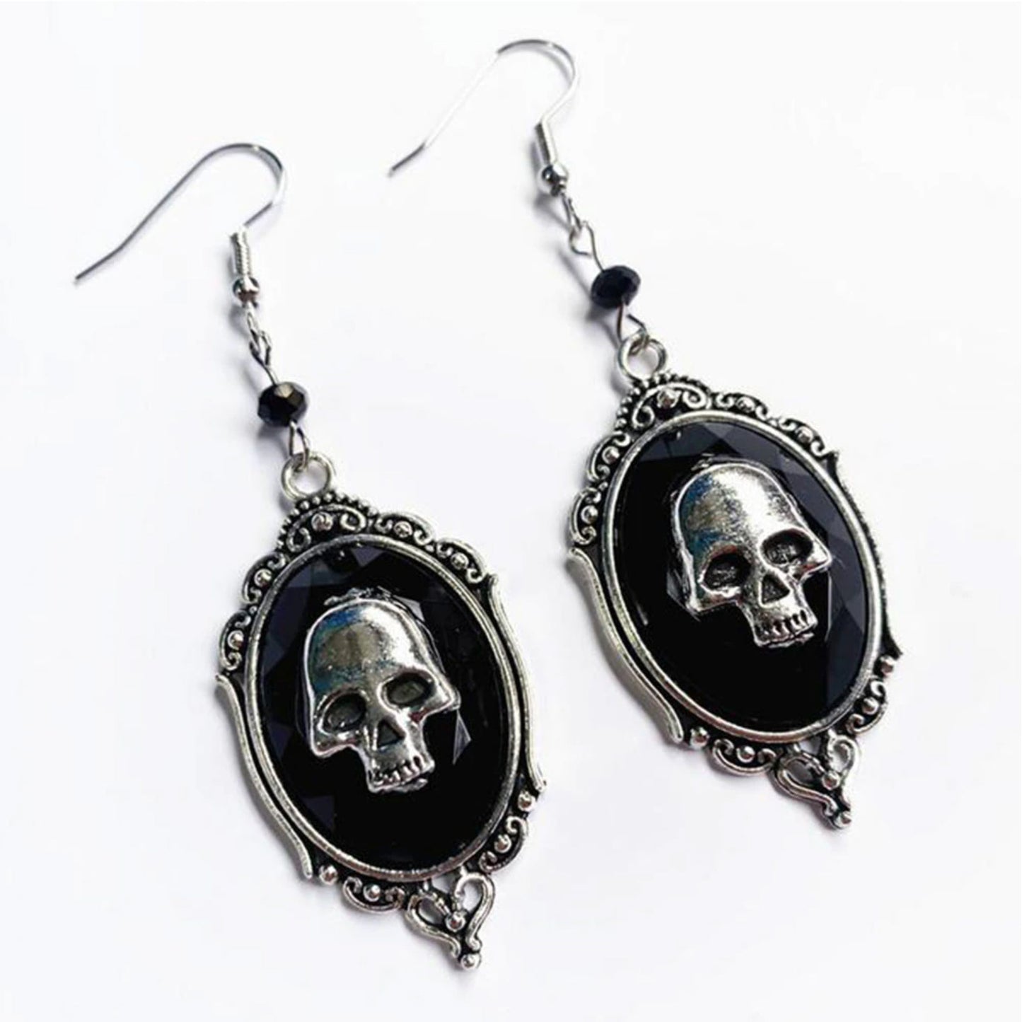Vintage Eternal Skulls Earrings